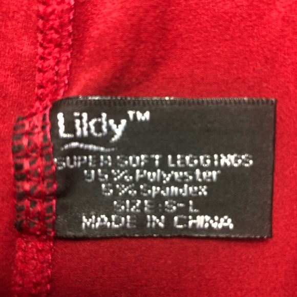 Lily’s super soft red leggings. One size - Picture 3 of 4